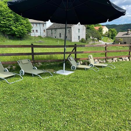 منزل الضيف Casa Rural Laguarta - Restaurante المظهر الخارجي الصورة