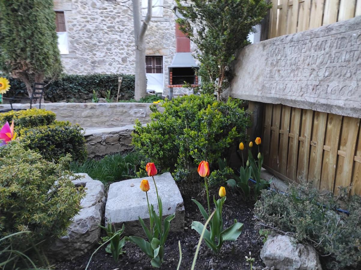 منزل الضيف Casa Rural Laguarta - Restaurante المظهر الخارجي الصورة